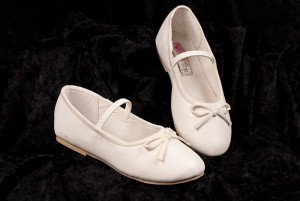 ivory girls dress shoes